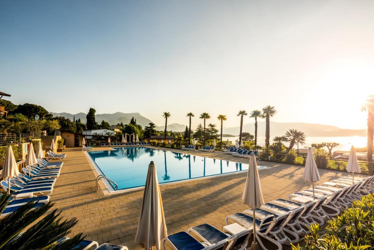 Onda Blu Resort Manerba del Garda Dış mekan fotoğraf